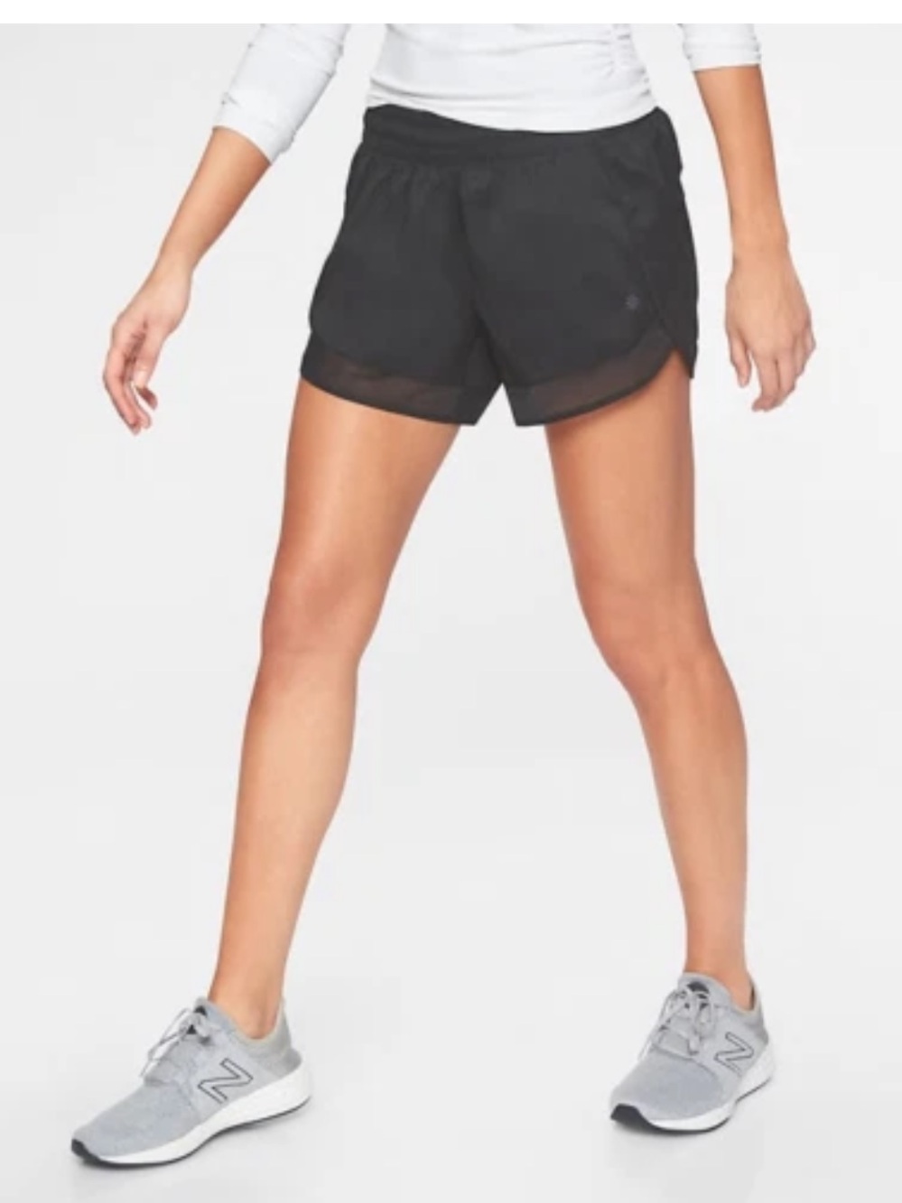 Athleta Mesh Free Running Shorts 4”